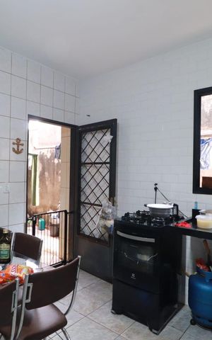 Casa para alugar com 200m², 6 quartos e 3 vagasCozinha