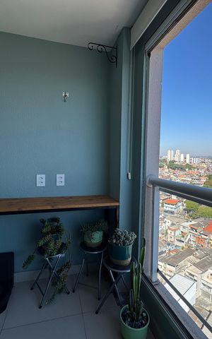 Apartamento à venda com 49m², 2 quartos e 2 vagas Apartamento à venda com 49m², 2 quartos e 2 vagasVaranda