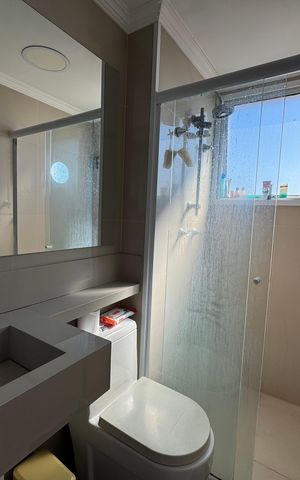 Apartamento à venda com 49m², 2 quartos e 2 vagas Apartamento à venda com 49m², 2 quartos e 2 vagasBanheiro