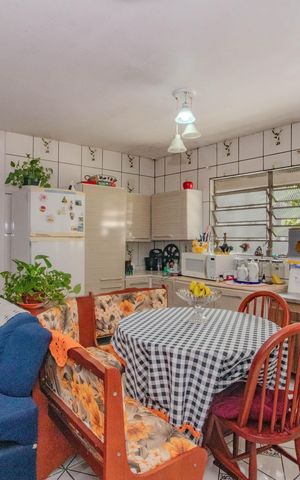 Casa à venda com 120m², 2 quartos e 1 vaga Casa à venda com 120m², 2 quartos e 1 vagaSala e Cozinha Integrados