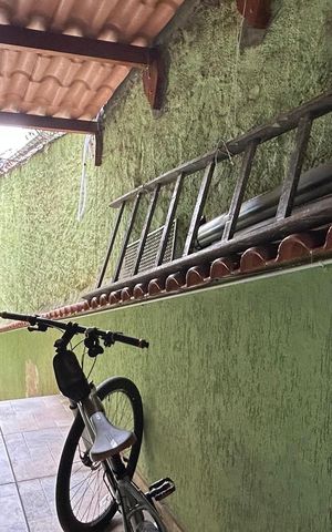 Casa à venda com 230m², 3 quartos e 2 vagas Casa à venda com 230m², 3 quartos e 2 vagasQuintal