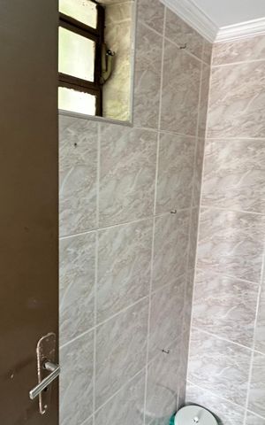 Casa à venda com 230m², 3 quartos e 2 vagas Casa à venda com 230m², 3 quartos e 2 vagasLavabo 1