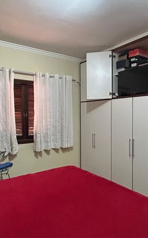 Casa à venda com 230m², 3 quartos e 2 vagas Casa à venda com 230m², 3 quartos e 2 vagasQuarto Suíte