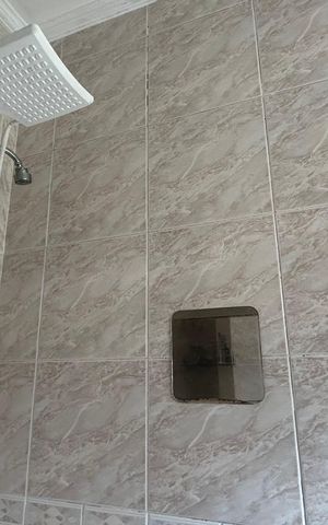 Casa à venda com 230m², 3 quartos e 2 vagas Casa à venda com 230m², 3 quartos e 2 vagasBanheiro da Suíte