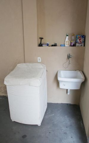 Casa à venda com 130m², 3 quartos e 2 vagasÁrea de Serviço