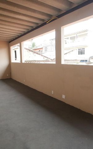 Casa à venda com 130m², 3 quartos e 2 vagasTerraço