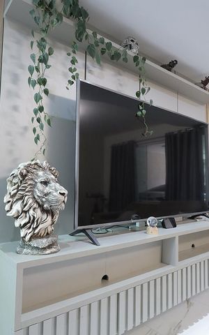 Casa à venda com 270m², 4 quartos e 2 vagas Casa à venda com 270m², 4 quartos e 2 vagasSala