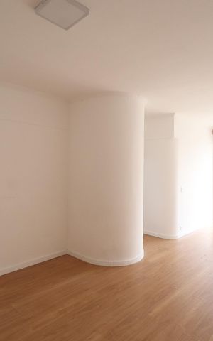 Apartamento para alugar com 90m², 1 quarto e 1 vagaSala