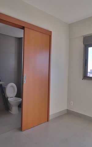Apartamento para alugar com 77m², 2 quartos e 2 vagasQuarto 2 - Suíte