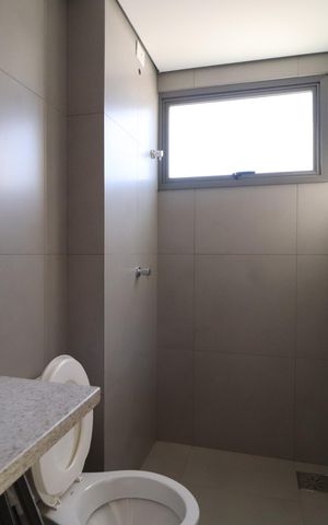 Apartamento para alugar com 77m², 2 quartos e 2 vagasBanheiro Social e do Quarto 2