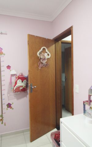 Casa de condomínio à venda com 70m², 3 quartos e 2 vagasQuarto 1