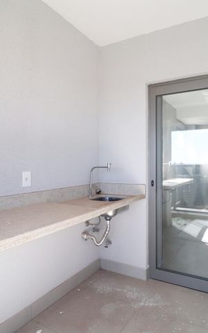 Apartamento para alugar com 87m², 3 quartos e 2 vagasSacada