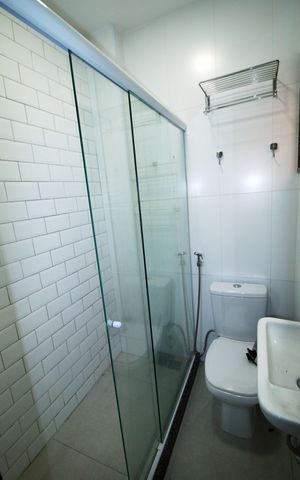 Casa à venda com 80m², 2 quartos e 1 vagaBanheiro 1