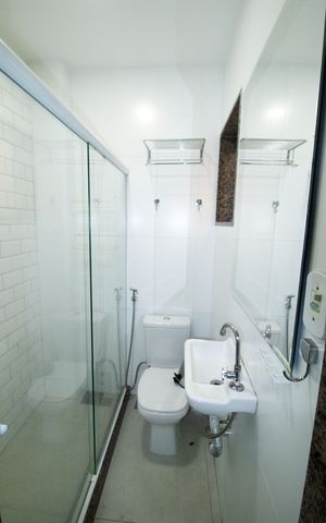 Casa à venda com 80m², 2 quartos e 1 vagaBanheiro 1