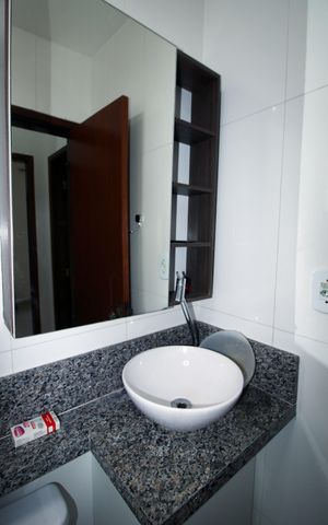 Casa à venda com 80m², 2 quartos e 1 vagaBanheiro 2