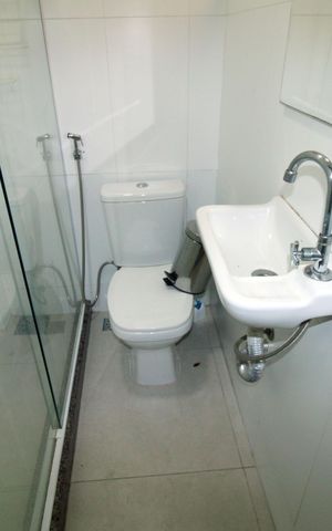 Casa à venda com 80m², 2 quartos e 1 vagaBanheiro 1