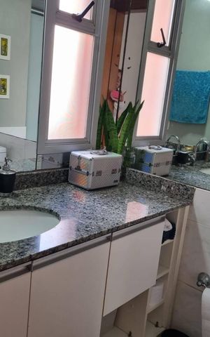 Apartamento à venda com 58m², 2 quartos e 1 vaga Apartamento à venda com 58m², 2 quartos e 1 vagaBanheiro