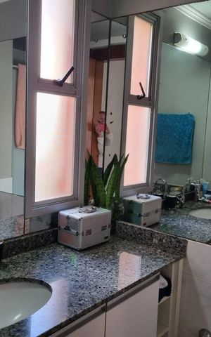 Apartamento à venda com 58m², 2 quartos e 1 vaga Apartamento à venda com 58m², 2 quartos e 1 vagaBanheiro