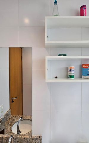 Apartamento à venda com 65m², 2 quartos e 1 vaga Apartamento à venda com 65m², 2 quartos e 1 vagaBanheiro Social