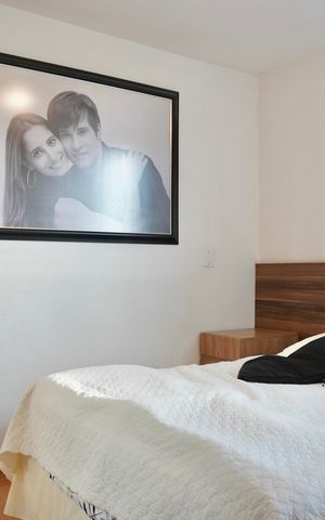 Apartamento à venda com 80m², 3 quartos e 2 vagas Apartamento à venda com 80m², 3 quartos e 2 vagasSuíte