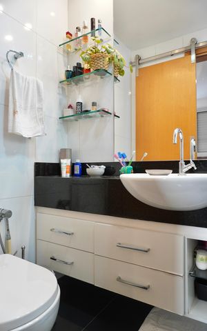 Apartamento à venda com 80m², 3 quartos e 2 vagas Apartamento à venda com 80m², 3 quartos e 2 vagasBanheiro da Suíte