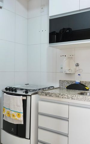 Apartamento à venda com 80m², 3 quartos e 2 vagas Apartamento à venda com 80m², 3 quartos e 2 vagasCozinha e Área de Serviço