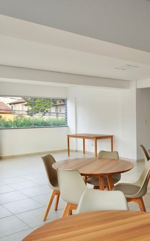 Apartamento à venda com 80m², 3 quartos e 2 vagas Apartamento à venda com 80m², 3 quartos e 2 vagasÁrea comum - Salão de festas
