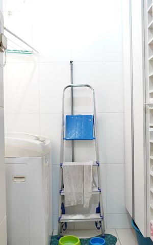 Apartamento à venda com 80m², 3 quartos e 2 vagas Apartamento à venda com 80m², 3 quartos e 2 vagasCozinha e Área de Serviço