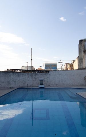 Casa à venda com 72m², 2 quartos e 1 vaga Casa à venda com 72m², 2 quartos e 1 vagaÁrea comum - Piscina