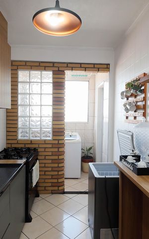 Casa à venda com 72m², 2 quartos e 1 vaga Casa à venda com 72m², 2 quartos e 1 vagaCozinha - Armários