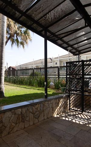 Casa à venda com 72m², 2 quartos e 1 vaga