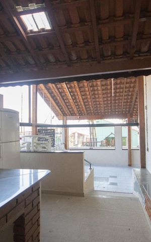 Casa à venda com 72m², 2 quartos e 1 vaga