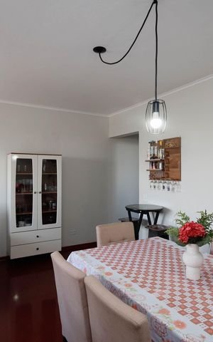 Casa à venda com 72m², 2 quartos e 1 vaga Casa à venda com 72m², 2 quartos e 1 vagaSala