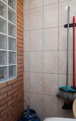 Casa à venda com 72m², 2 quartos e 1 vaga Casa à venda com 72m², 2 quartos e 1 vagaÁrea de Serviço