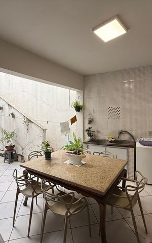 Casa para alugar com 170m², 4 quartos e 3 vagas