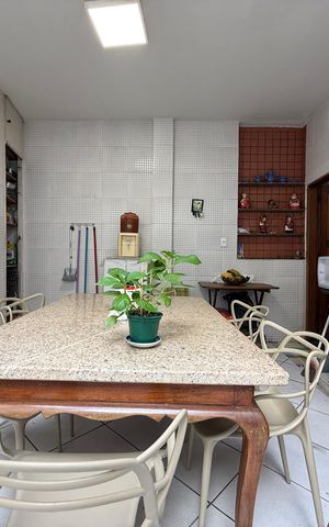 Casa para alugar com 170m², 4 quartos e 3 vagas