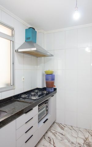 Apartamento para alugar com 70m², 2 quartos e 1 vaga Apartamento para alugar com 70m², 2 quartos e 1 vagaCozinha e Área de Serviço
