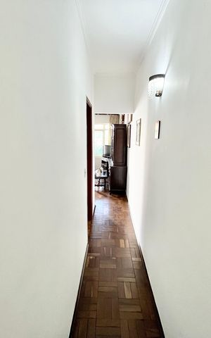 Casa à venda com 70m², 2 quartos e sem vaga Casa à venda com 70m², 2 quartos e sem vagaCorredor