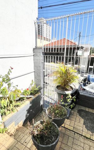 Casa à venda com 70m², 2 quartos e sem vaga Casa à venda com 70m², 2 quartos e sem vagaJardim