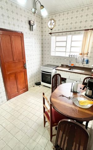 Casa à venda com 70m², 2 quartos e sem vaga Casa à venda com 70m², 2 quartos e sem vagaCozinha
