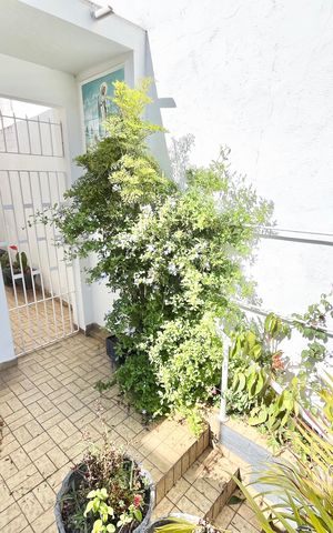 Casa à venda com 70m², 2 quartos e sem vaga Casa à venda com 70m², 2 quartos e sem vagaJardim