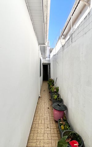 Casa à venda com 70m², 2 quartos e sem vaga Casa à venda com 70m², 2 quartos e sem vagaQuintal