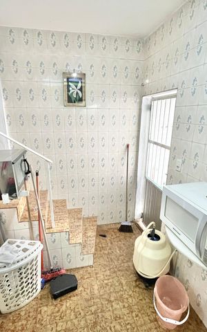 Casa à venda com 70m², 2 quartos e sem vaga Casa à venda com 70m², 2 quartos e sem vagaÁrea de Serviço