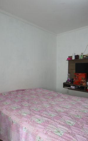 Casa à venda com 280m², 4 quartos e 2 vagasQuarto 1 - Casa 2