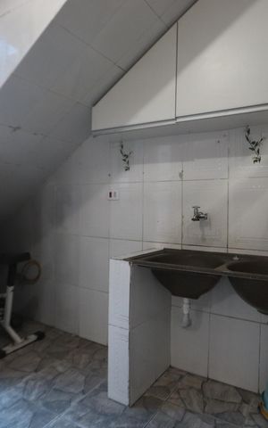Casa à venda com 280m², 4 quartos e 2 vagasLavanderia - Casa 1