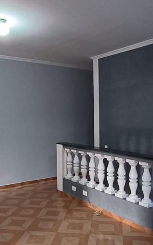 Casa à venda com 200m², 3 quartos e 2 vagas Casa à venda com 200m², 3 quartos e 2 vagasCorredor