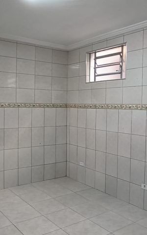 Casa à venda com 200m², 3 quartos e 2 vagas Casa à venda com 200m², 3 quartos e 2 vagasCozinha