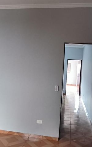 Casa à venda com 200m², 3 quartos e 2 vagas Casa à venda com 200m², 3 quartos e 2 vagasQuarto