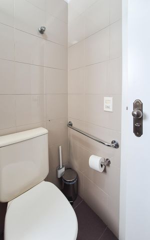 Apartamento à venda com 150m², 4 quartos e 3 vagas Apartamento à venda com 150m², 4 quartos e 3 vagasBanheiro da Suíte 2