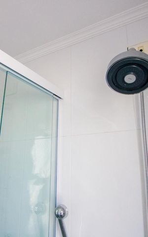 Apartamento à venda com 139m², 4 quartos e 2 vagas Apartamento à venda com 139m², 4 quartos e 2 vagasBanheiro do quarto 1